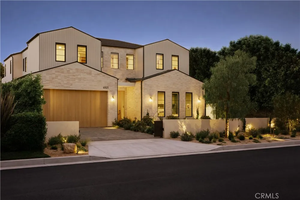4521 Mary Ellen Avenue Sherman Oaks, CA 91423