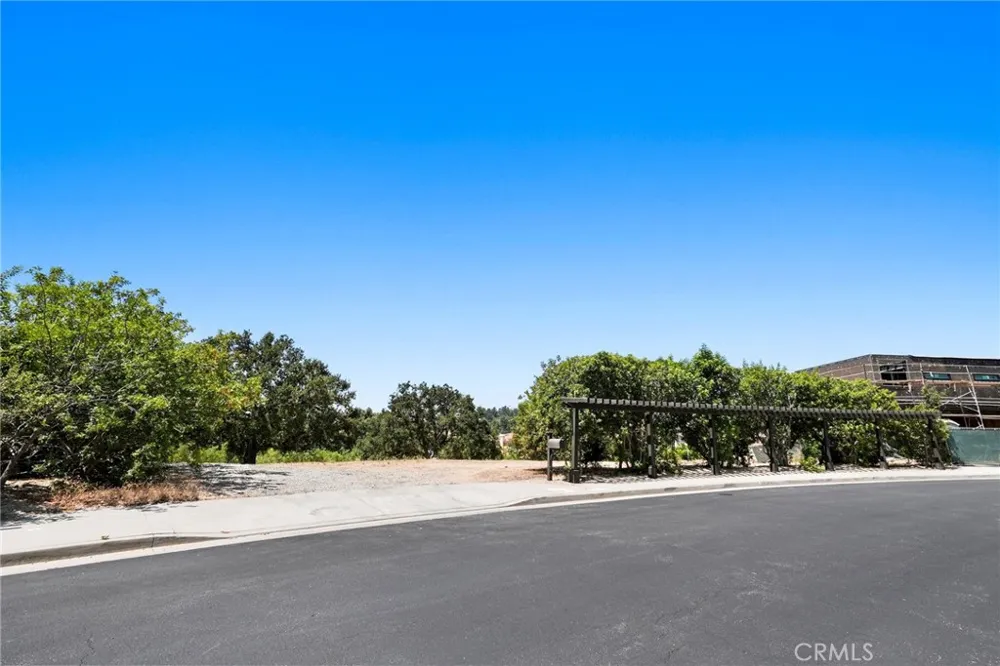 18169 Knoll Hill Granada Hills, CA 91344
