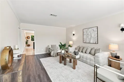 7635 Fallbrook