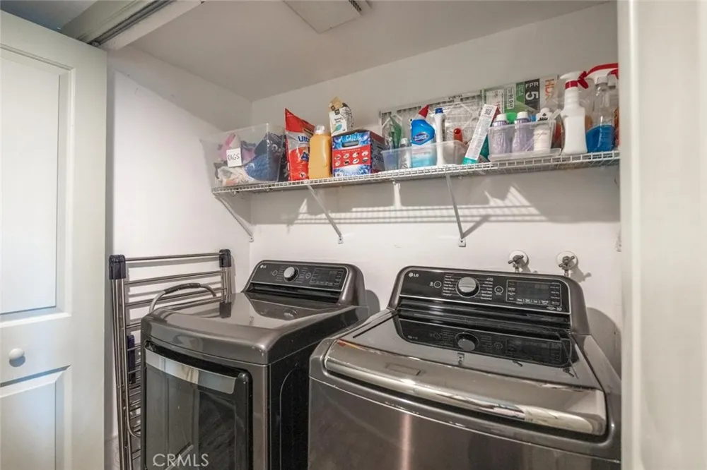 27068 Hidaway #7 Canyon Country, CA 91351