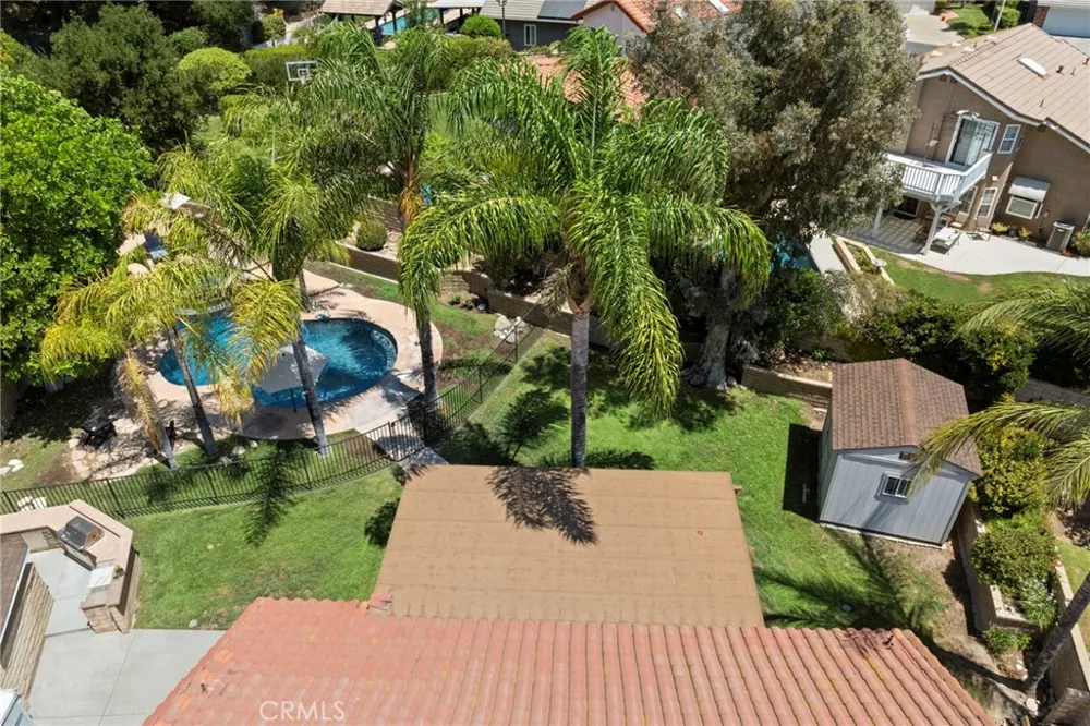 25526 NewCastle Court Saugus, CA 91350