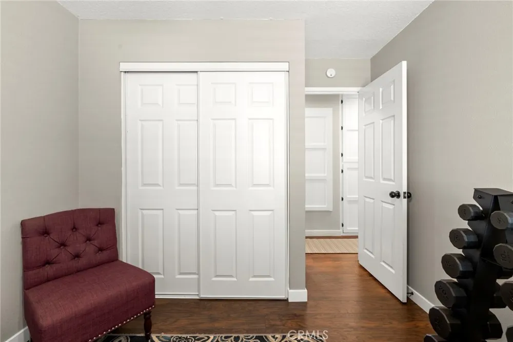 25526 NewCastle Court Saugus, CA 91350