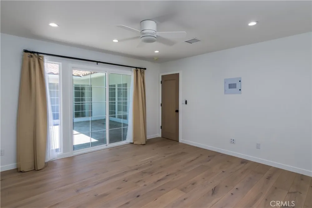 32046 Kingspark Court Westlake Village, CA 91361