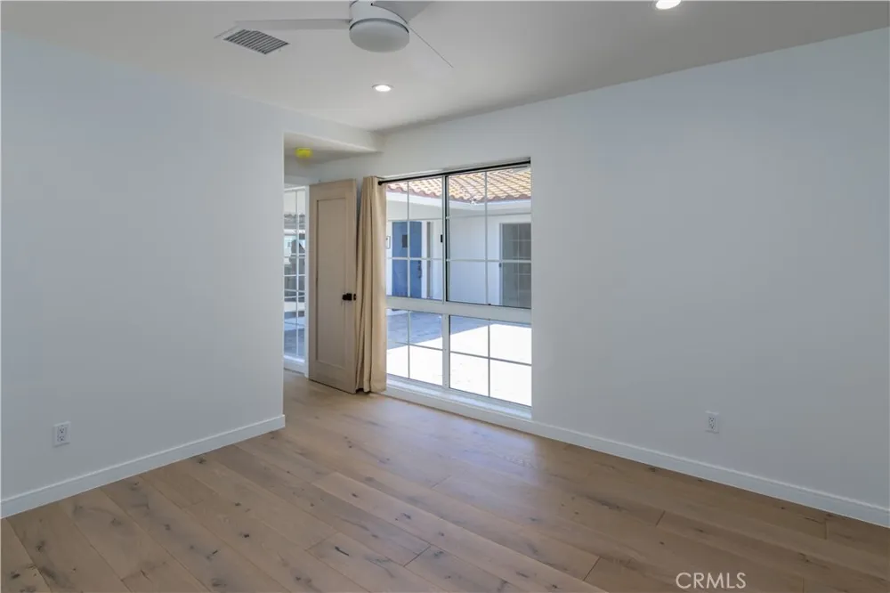 32046 Kingspark Court Westlake Village, CA 91361