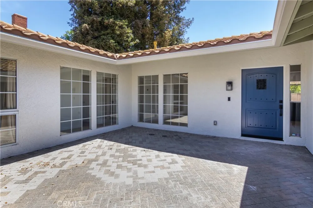 32046 Kingspark Court Westlake Village, CA 91361