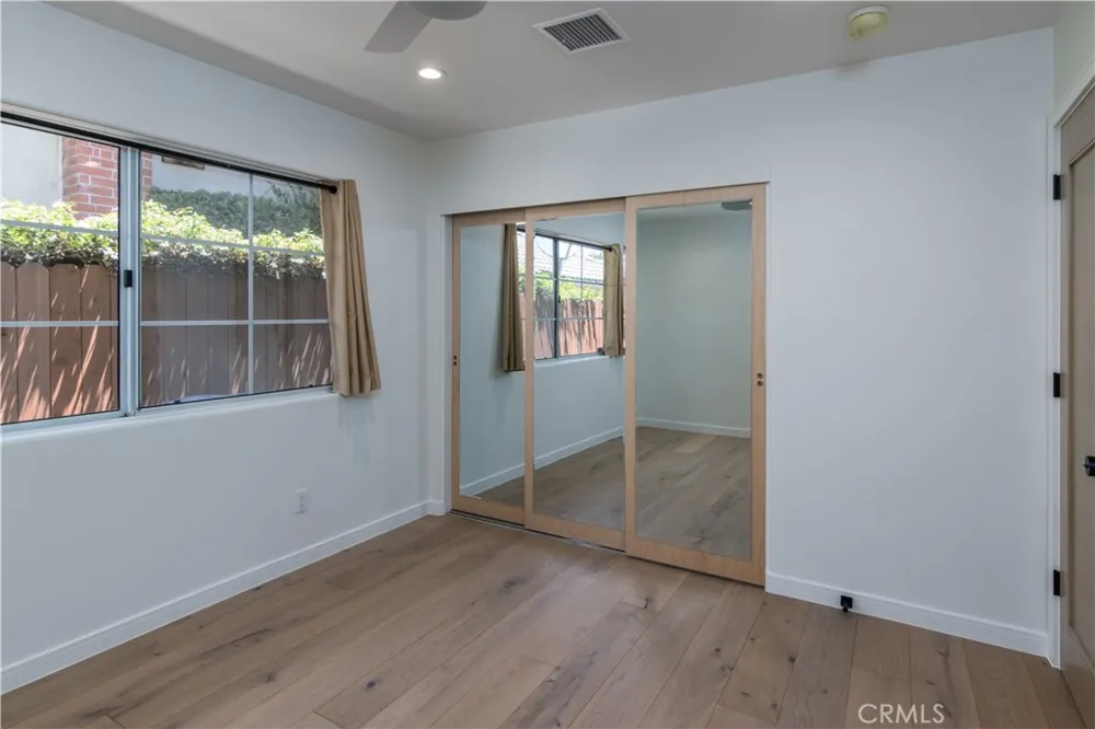 32046 Kingspark Court Westlake Village, CA 91361