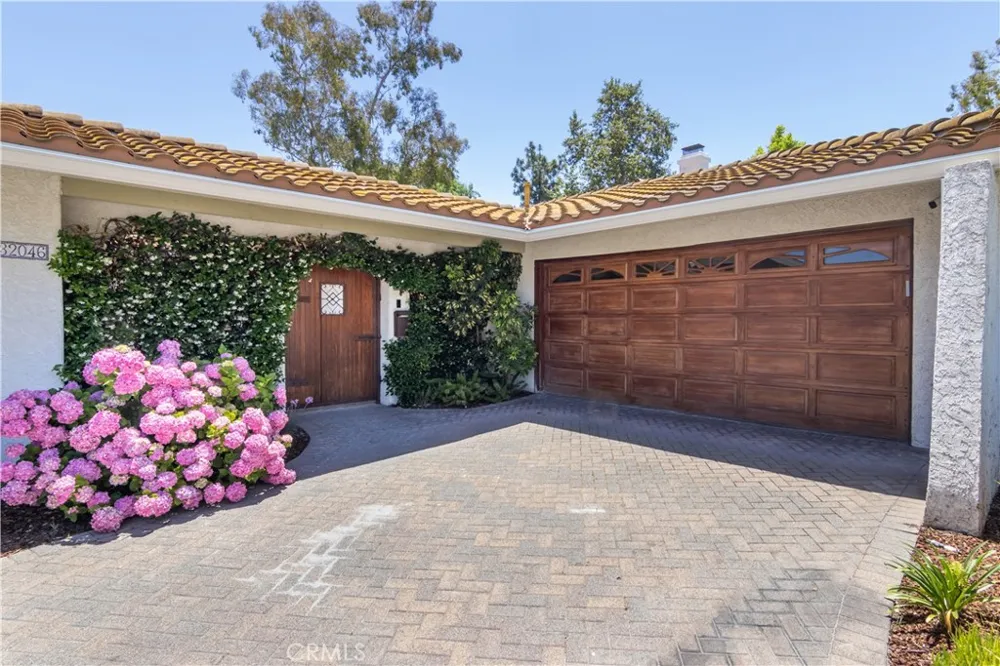 32046 Kingspark Court Westlake Village, CA 91361