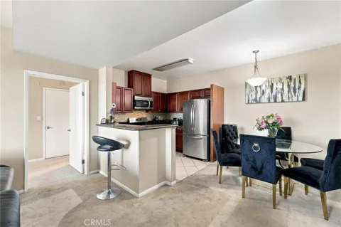 13941 Sherman Way #407