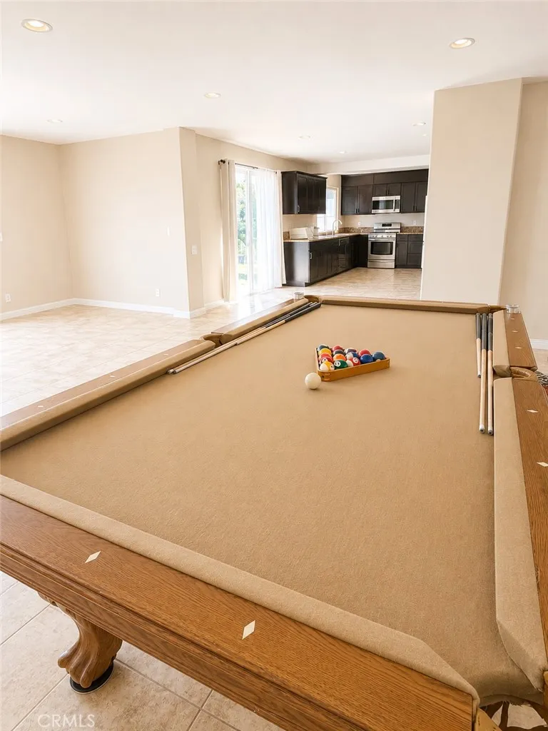 10661 Coraline Place Chatsworth, CA 91311