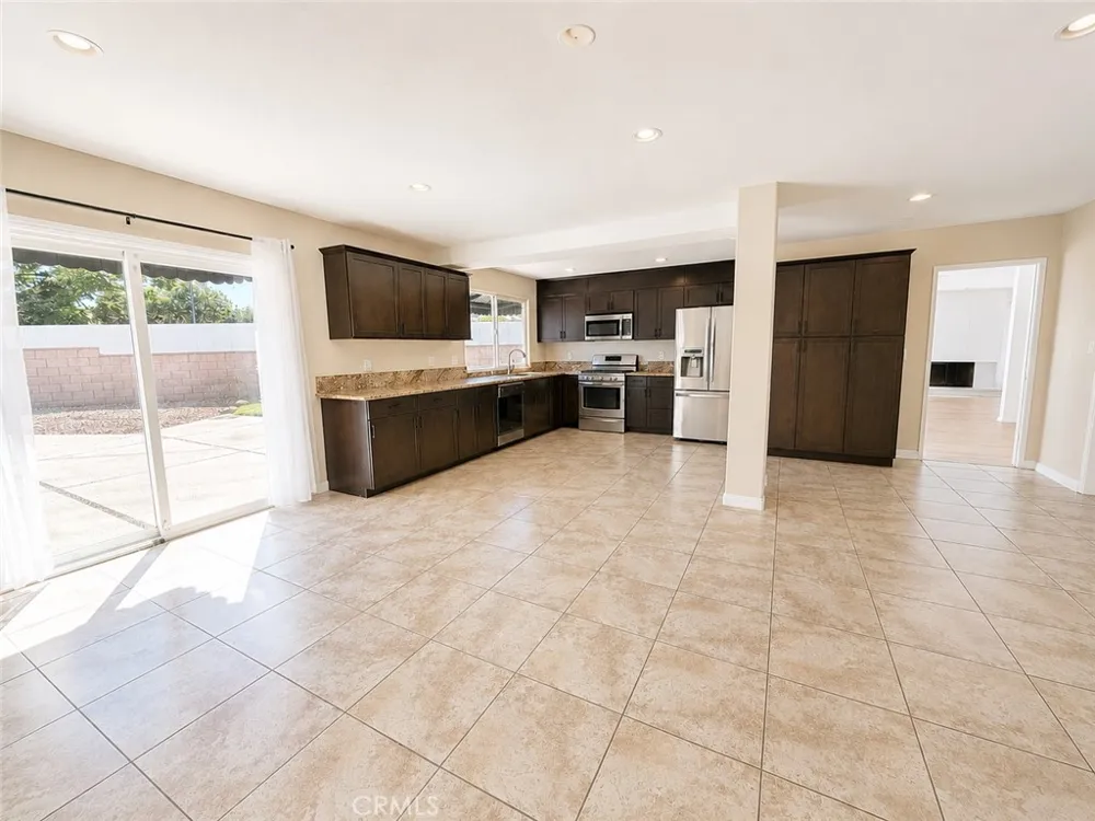 10661 Coraline Place Chatsworth, CA 91311