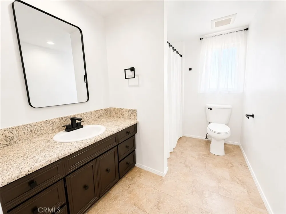 10661 Coraline Place Chatsworth, CA 91311