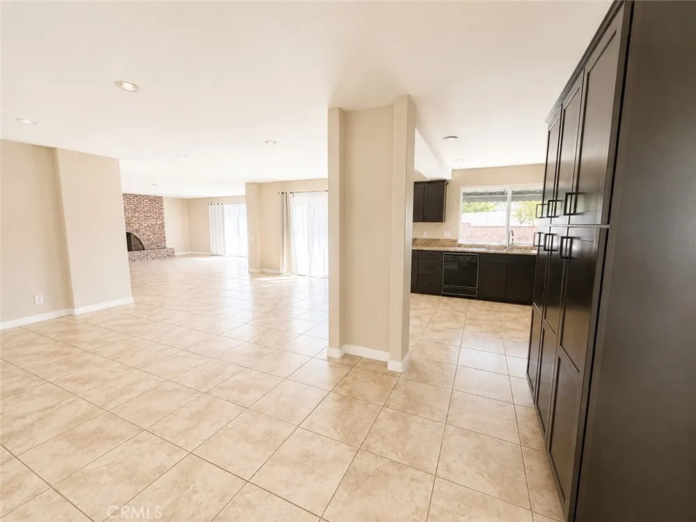 10661 Coraline Place Chatsworth, CA 91311