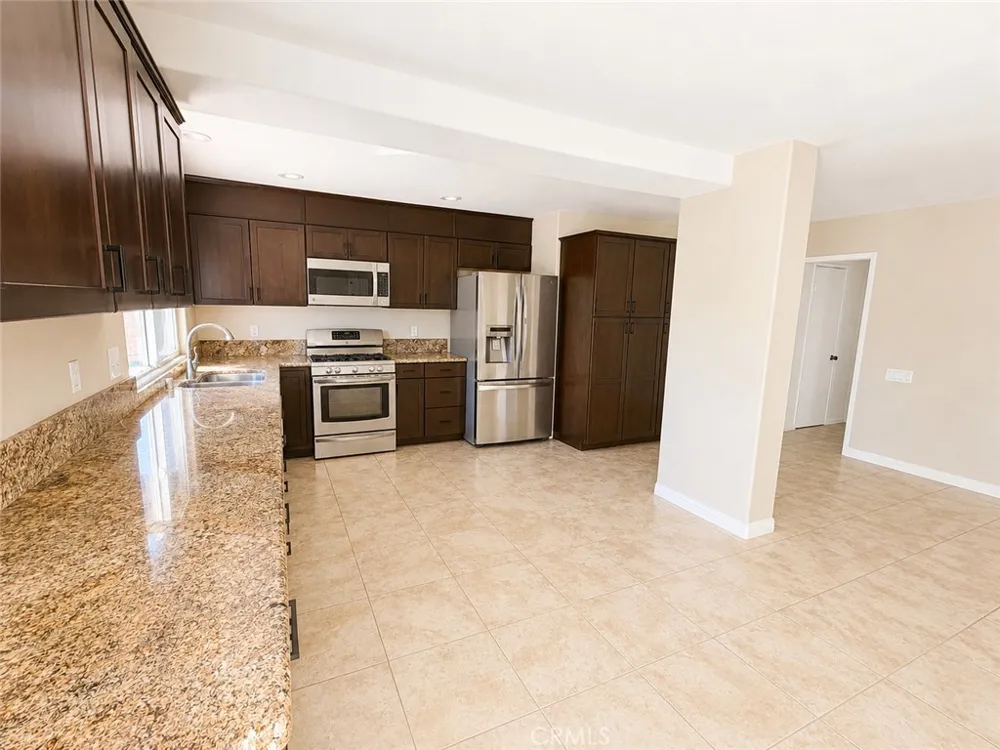 10661 Coraline Place Chatsworth, CA 91311
