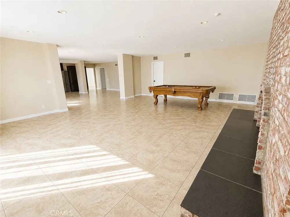 10661 Coraline Place Chatsworth, CA 91311