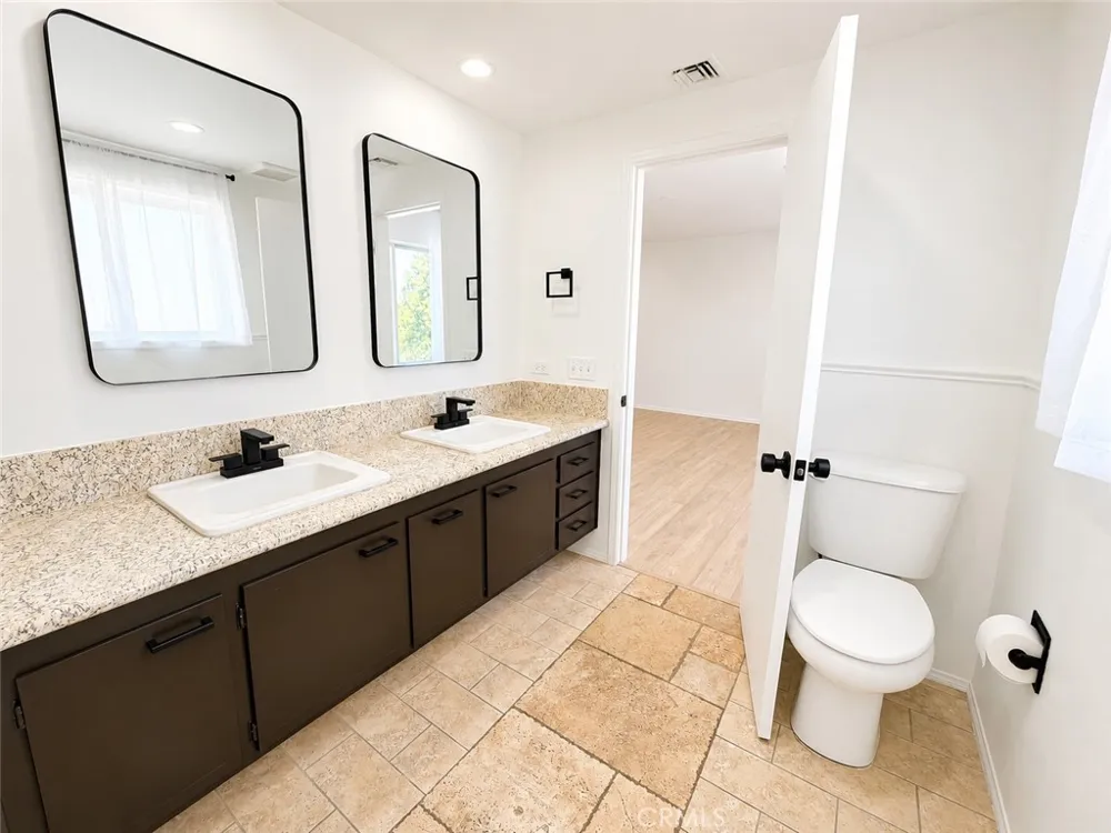 10661 Coraline Place Chatsworth, CA 91311