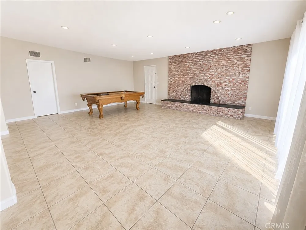 10661 Coraline Place Chatsworth, CA 91311