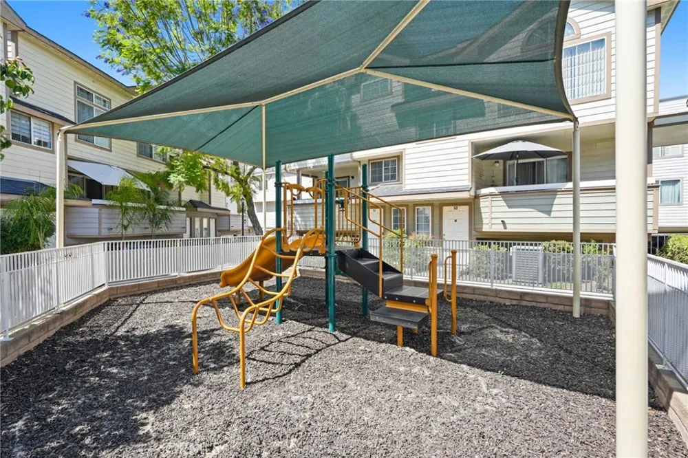 11150 Glenoaks Boulevard #309 Pacoima, CA 91331
