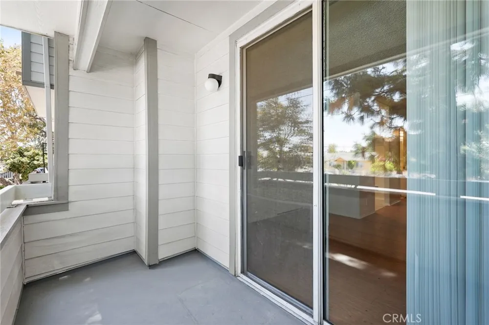 11150 Glenoaks Boulevard #309 Pacoima, CA 91331