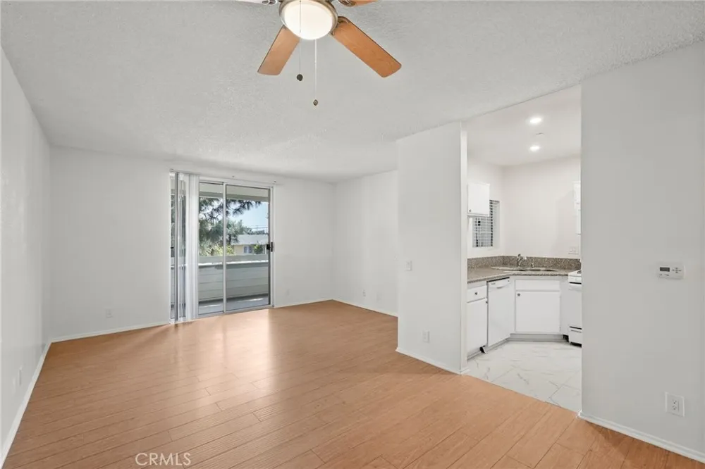 11150 Glenoaks Boulevard #309 Pacoima, CA 91331