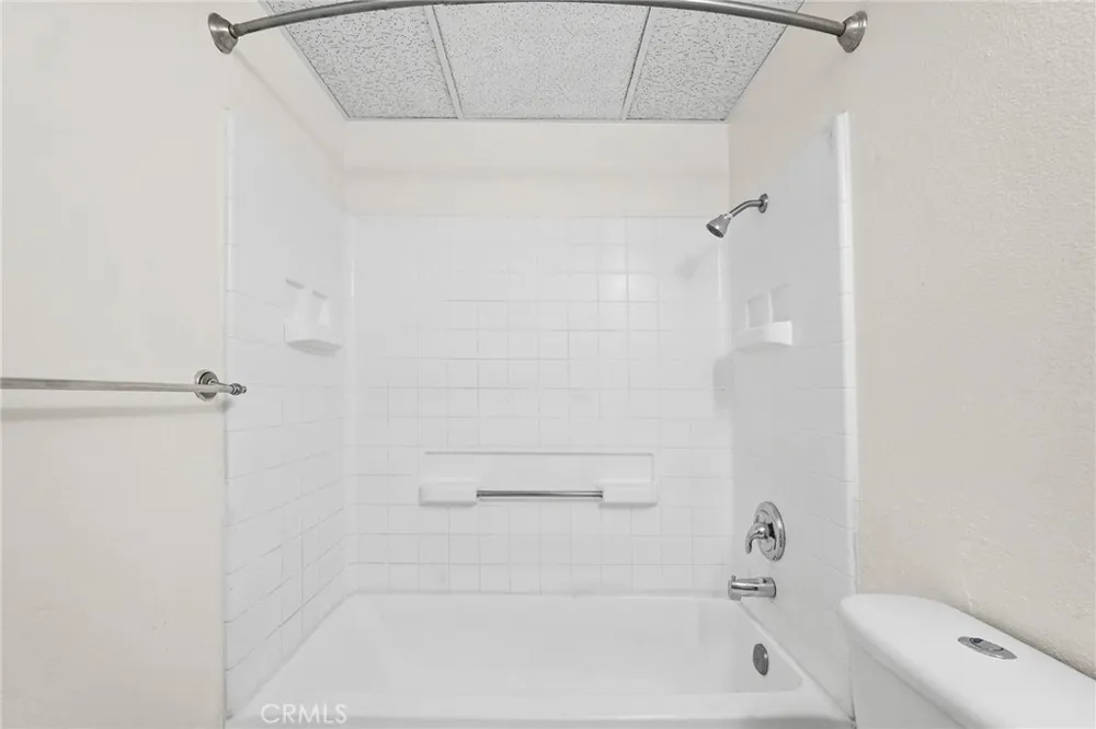 11150 Glenoaks Boulevard #309 Pacoima, CA 91331