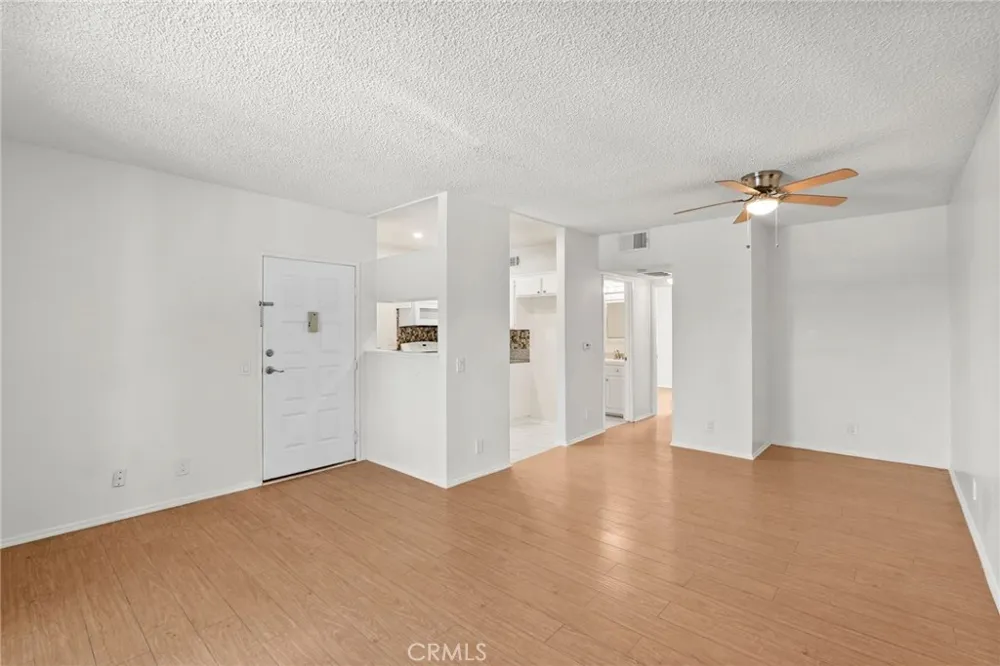 11150 Glenoaks Boulevard #309 Pacoima, CA 91331