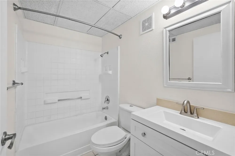 11150 Glenoaks Boulevard #309 Pacoima, CA 91331
