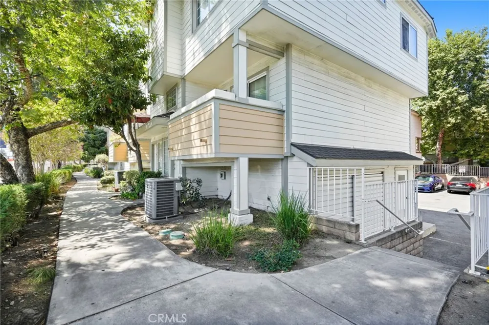 11150 Glenoaks Boulevard #309 Pacoima, CA 91331