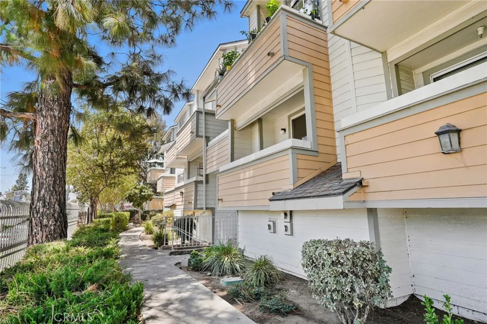 11150 Glenoaks Boulevard #309 Pacoima, CA 91331