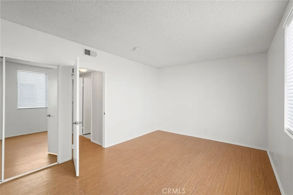 11150 Glenoaks Boulevard #309 Pacoima, CA 91331