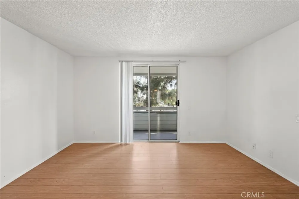 11150 Glenoaks Boulevard #309 Pacoima, CA 91331