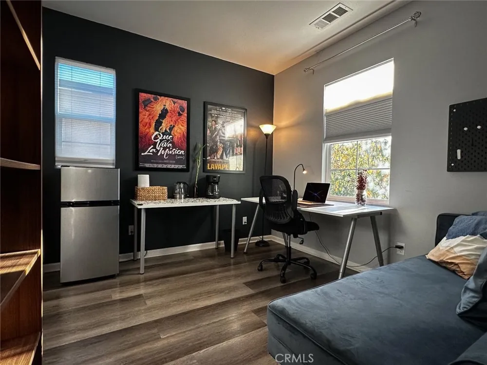 21765 Propello Drive Saugus, CA 91350
