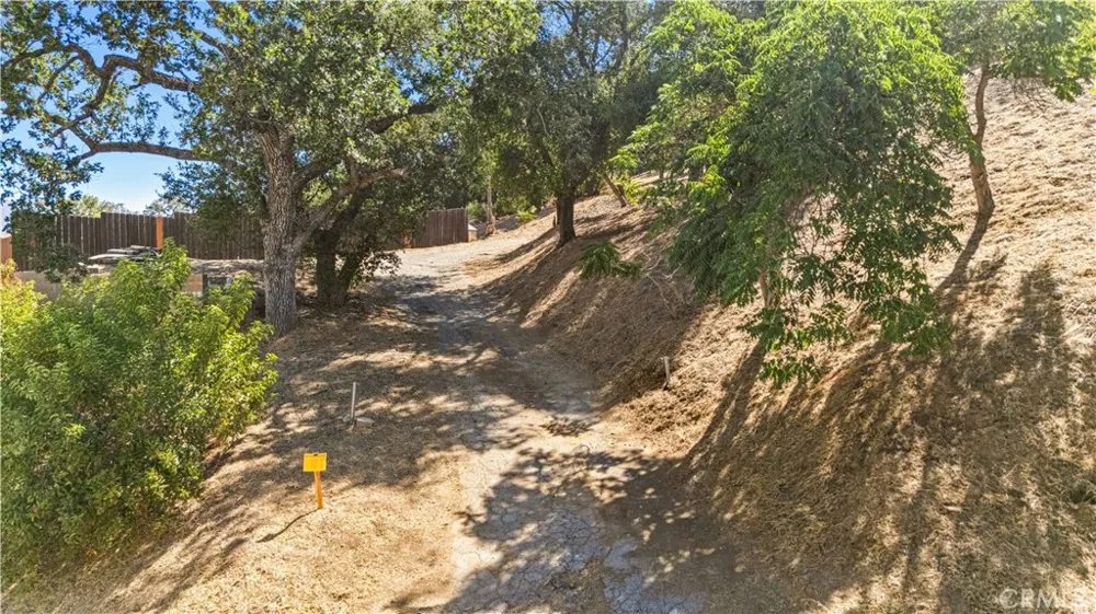 1194 Black Canyon Simi Valley, CA 93063