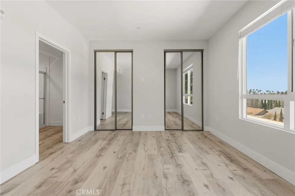 5820 La Mirada Avenue #302 Hollywood, CA 90038