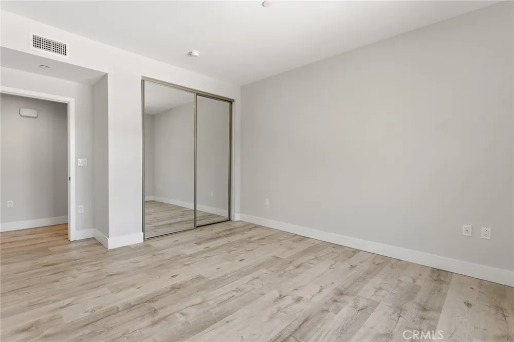 5820 La Mirada Avenue #302 Hollywood, CA 90038