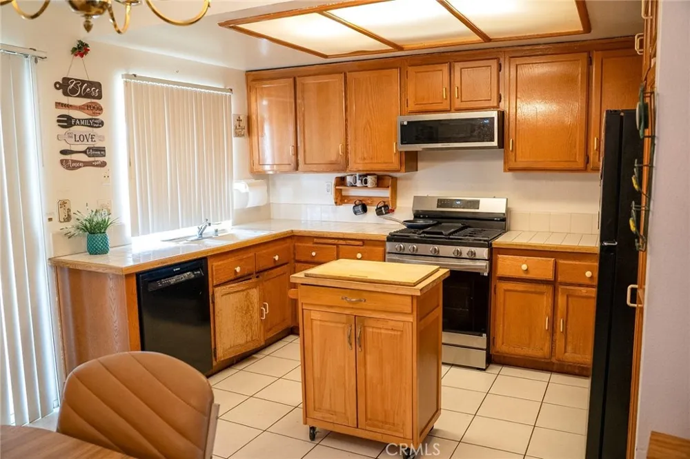 25354 Ceremony Moreno Valley, CA 92551