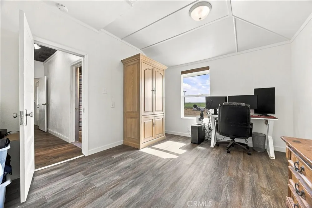 11662 Wasco Pond Road Wasco, CA 93280
