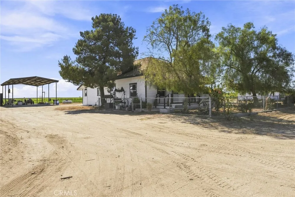 11662 Wasco Pond Road Wasco, CA 93280