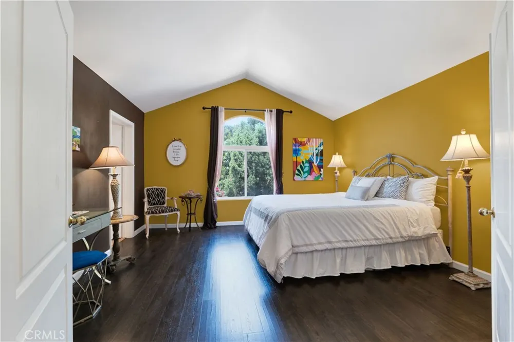 17333 San Jose Street Granada Hills, CA 91344