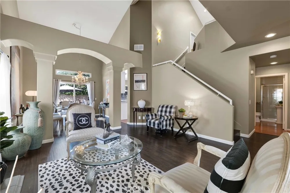 17333 San Jose Street Granada Hills, CA 91344