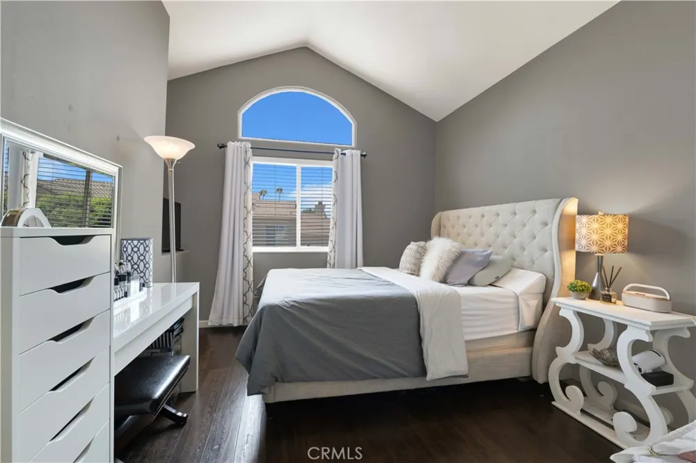 17333 San Jose Street Granada Hills, CA 91344