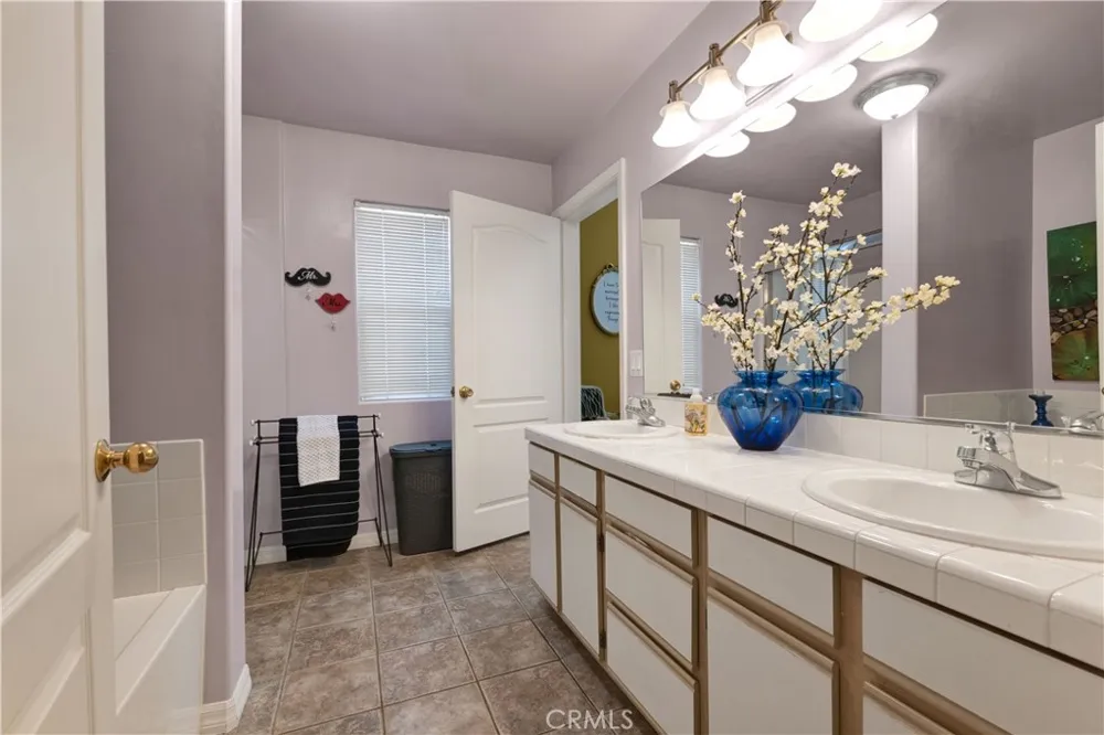17333 San Jose Street Granada Hills, CA 91344