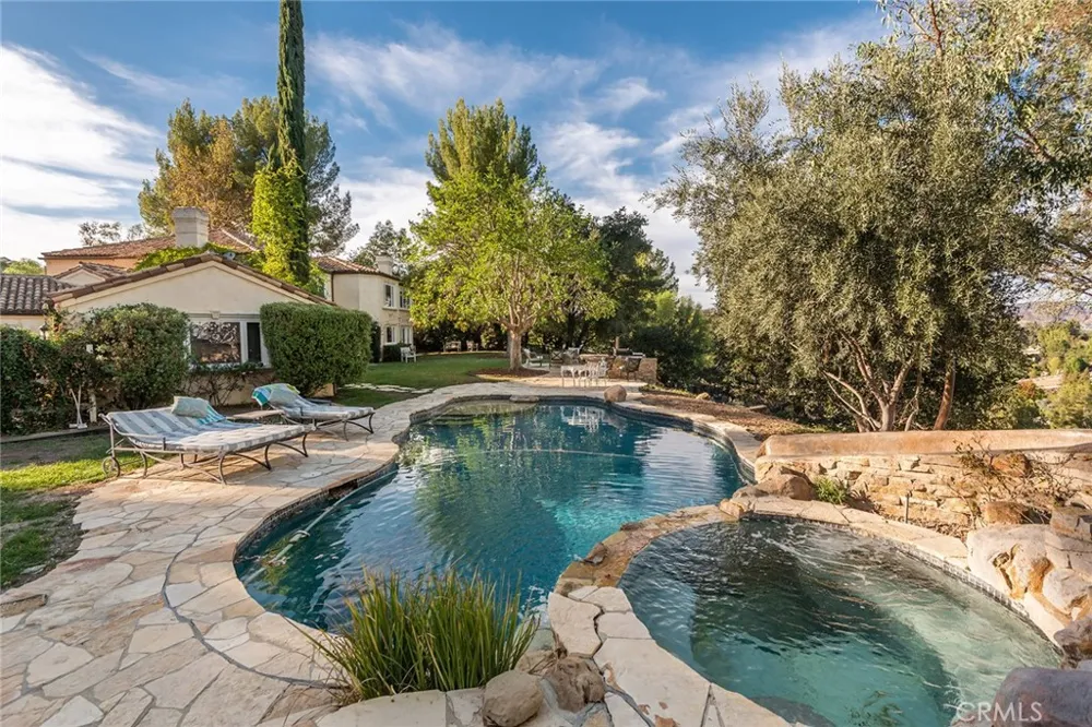 5747 HOBACK GLEN ROAD Hidden Hills, CA 91302