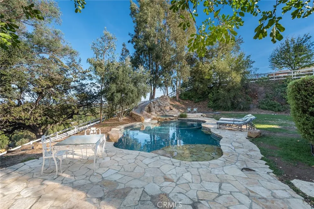 5747 HOBACK GLEN ROAD Hidden Hills, CA 91302