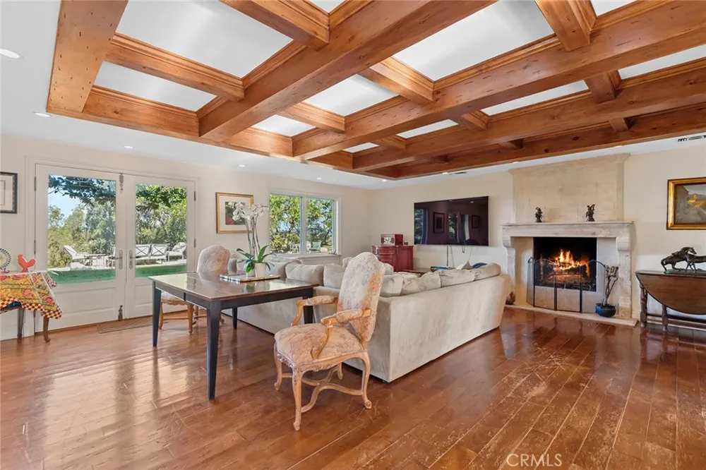 5747 HOBACK GLEN ROAD Hidden Hills, CA 91302