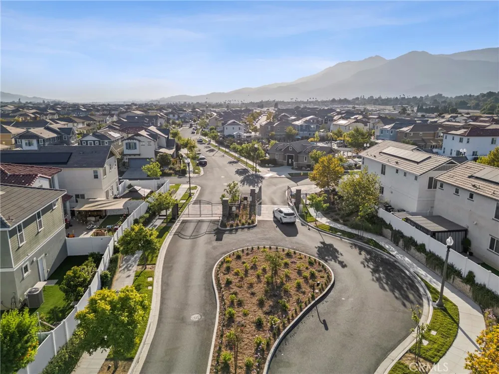 339 Hydrangea Street Fillmore, CA 93015