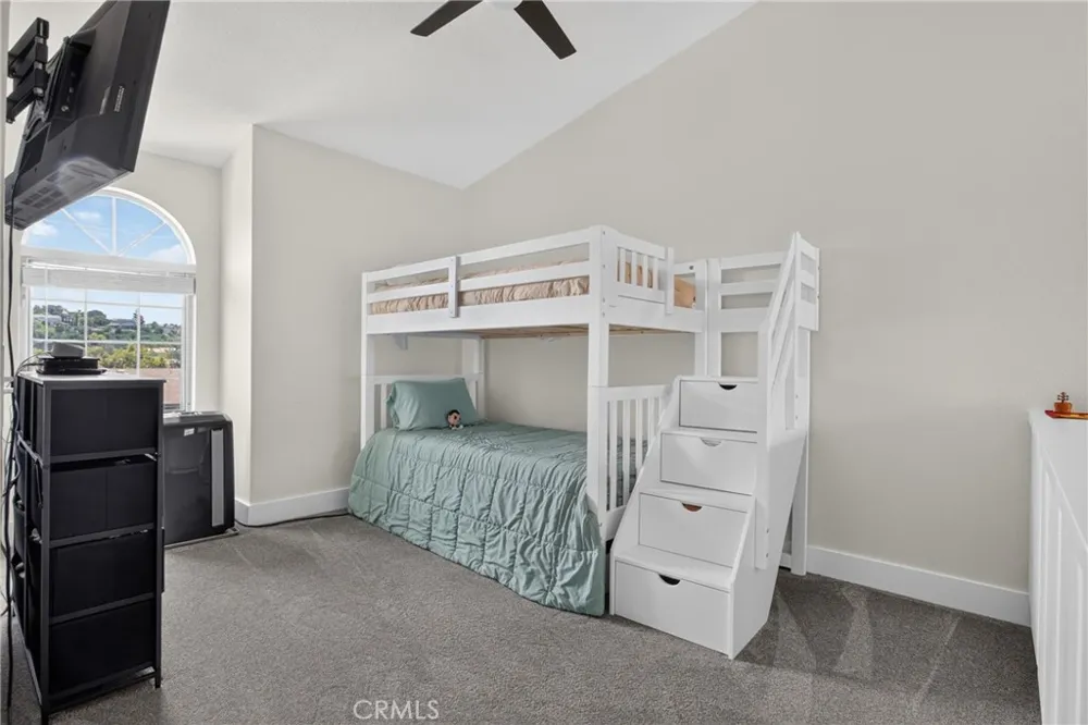 22914 Banyan Place #198 Saugus, CA 91390