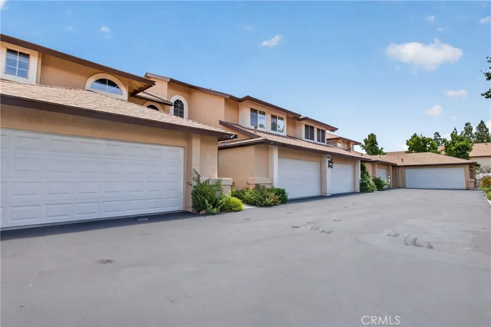 22914 Banyan Place #198 Saugus, CA 91390