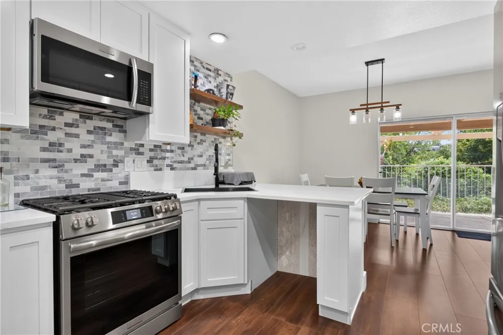 22914 Banyan Place #198 Saugus, CA 91390