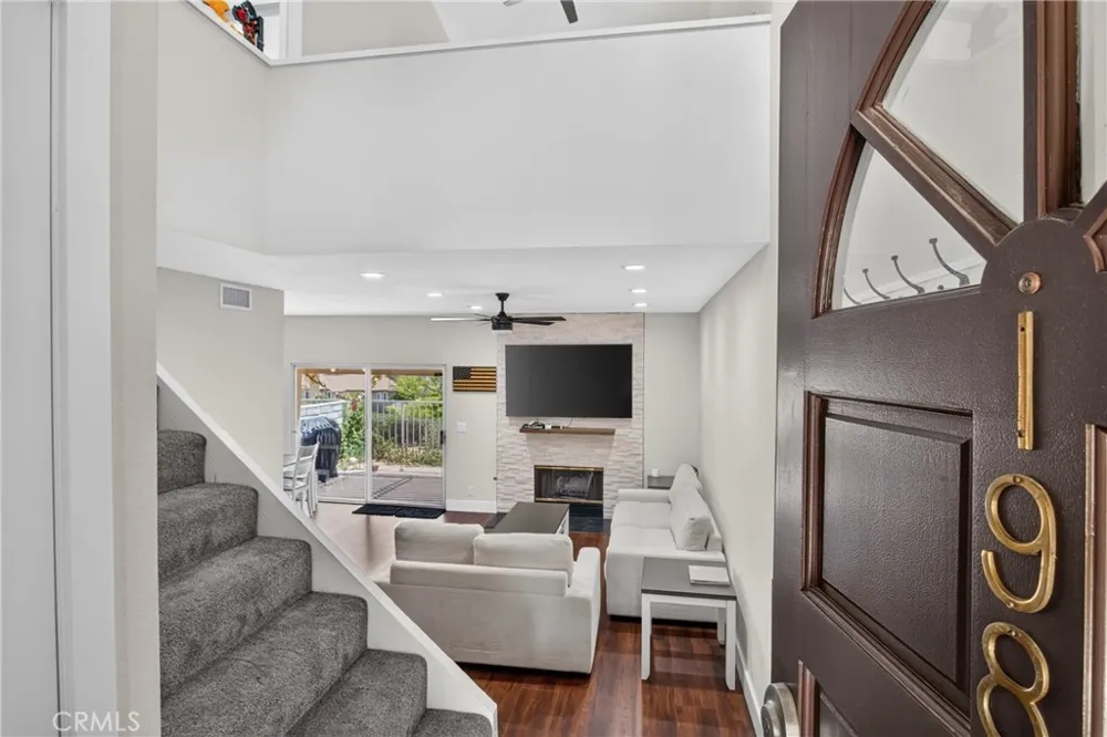 22914 Banyan Place #198 Saugus, CA 91390