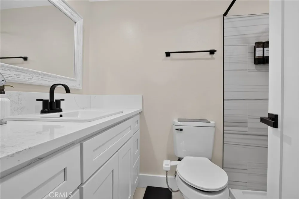22914 Banyan Place #198 Saugus, CA 91390